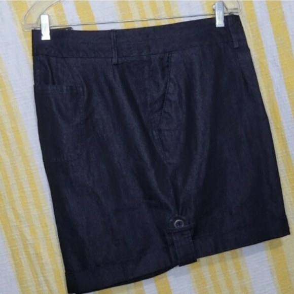 Cato Women's Blue Drew Fit Cuffed Stretch Pleated Denim Shorts size 28W - Picture 4 of 8